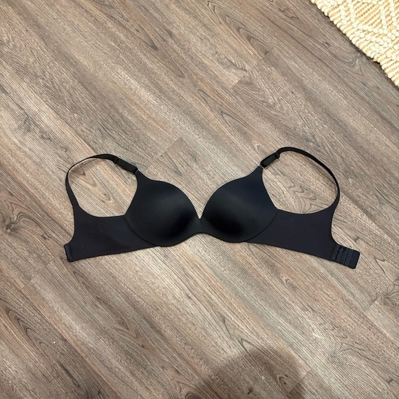 La Vie En Rose Sleekback Push-up Wireless Black Bra 34D - Picture 8 of 8